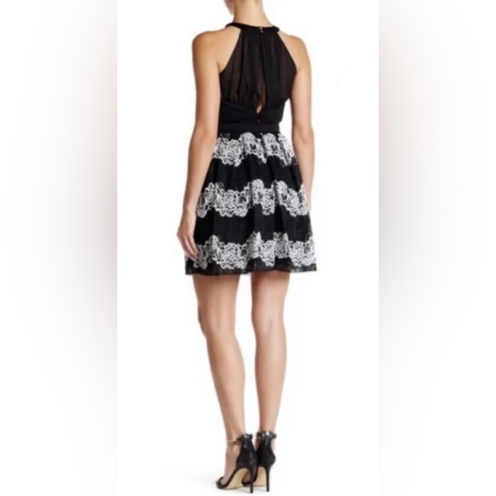 Guess Black and White Lace Mini Halter Key Hole Sheer Back Dress size 2